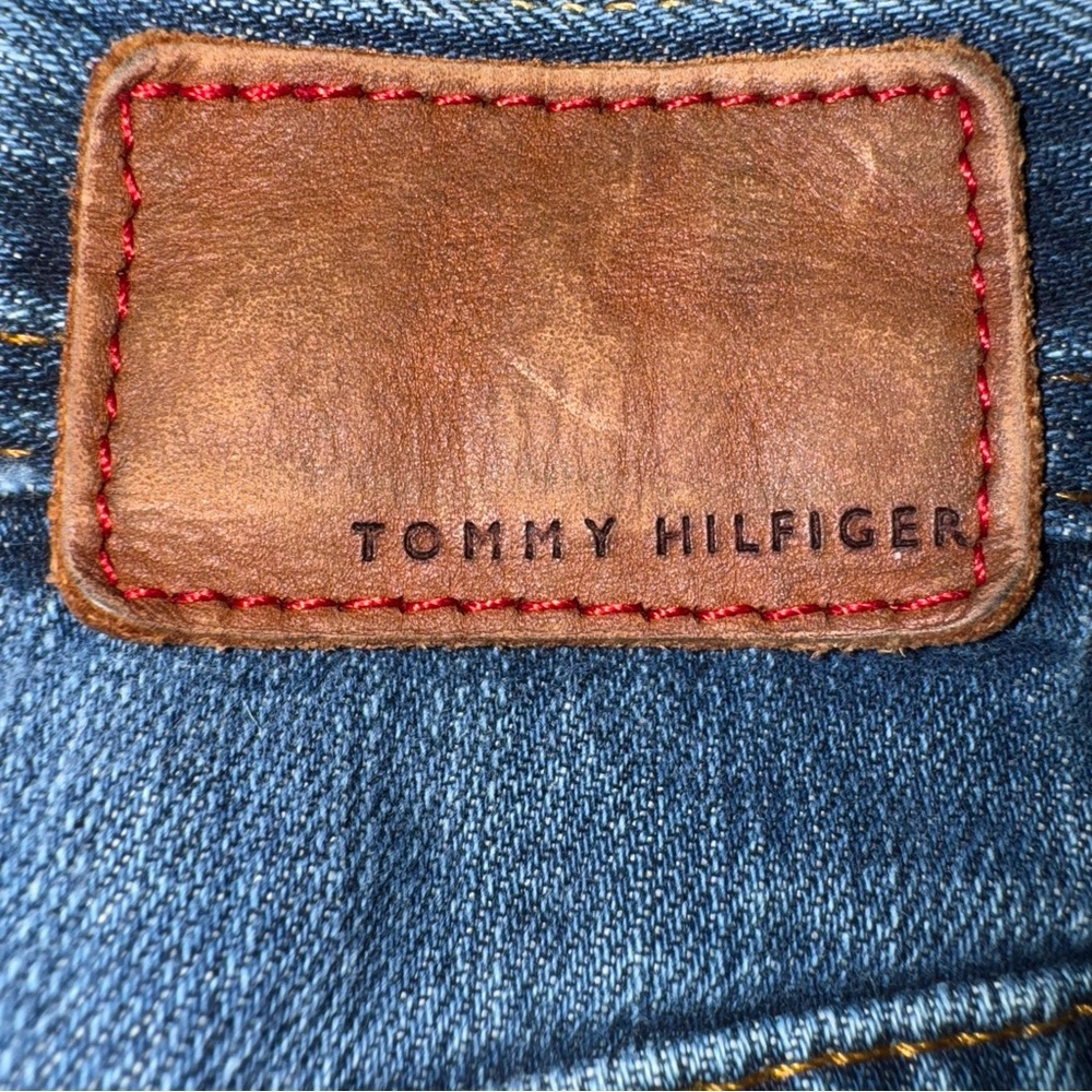 Tommy Hilfiger Straight Leg Jeans Women’s 31x32 Classic Mid Rise Denim - Picture 5 of 6